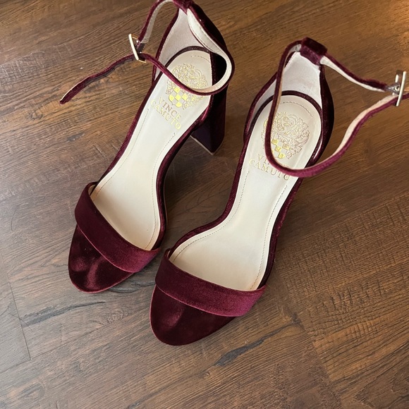 Vince Camuto Malissa Block Heel Velvet Dress Sandal - Picture 3 of 12